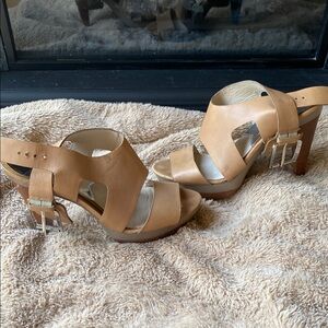 Elegant Michael Kors Tan Women's Heeled Sandals